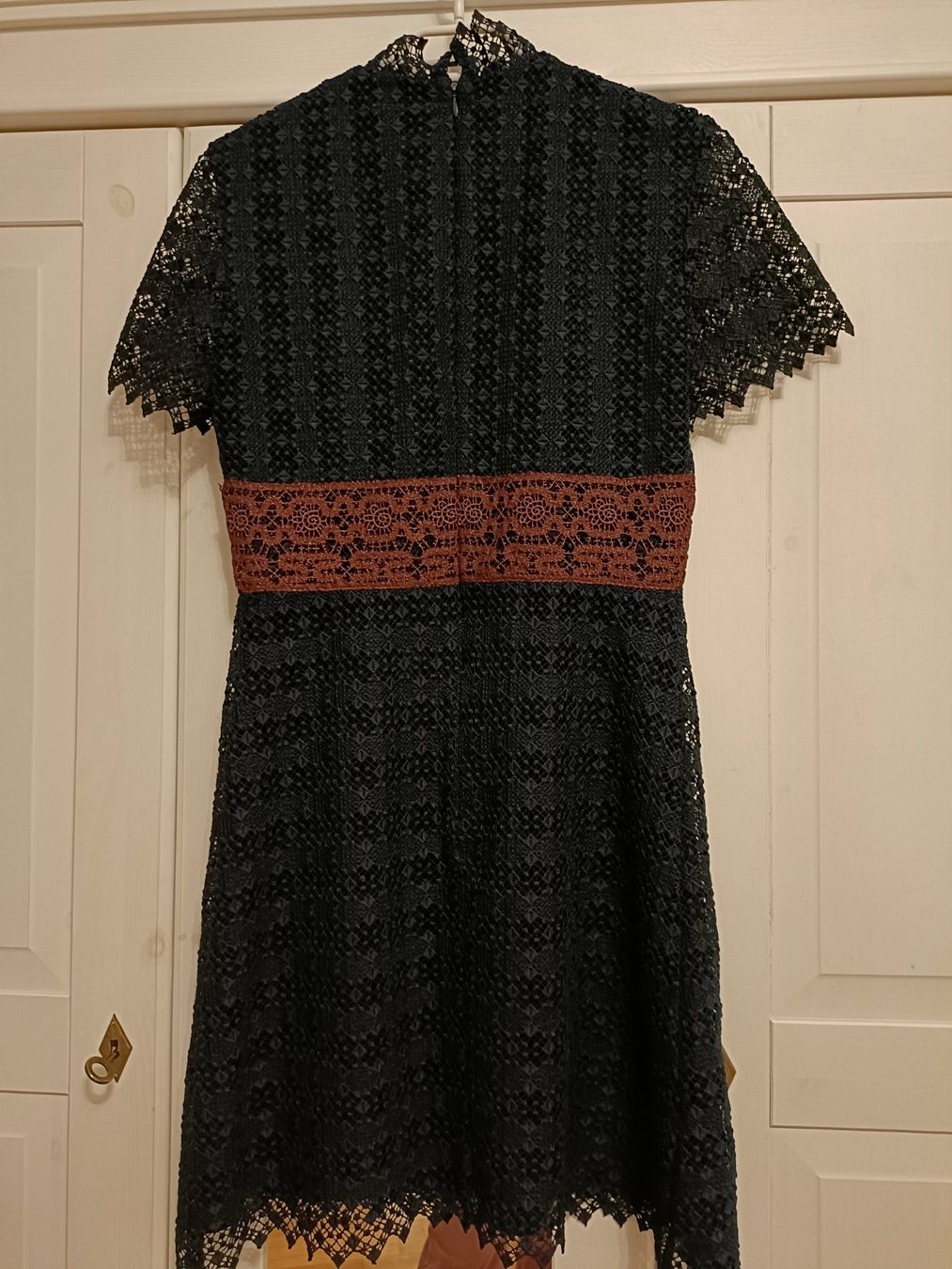 Sandro Vestiti: SANDRO lace dress – Usato da Thalwil venduto da ralucoantza 3