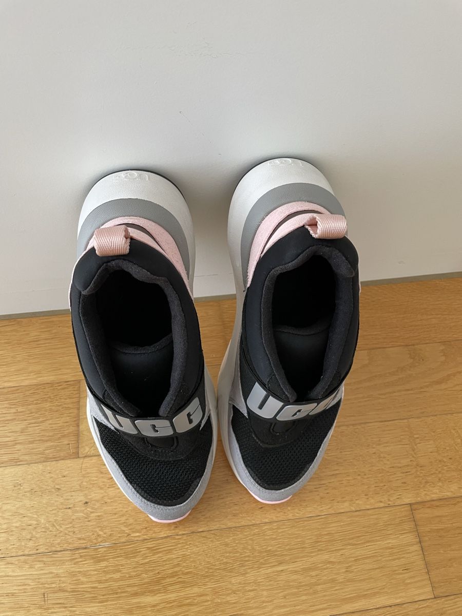 Damenschuhe: UGG Sneaker – Gebraucht aus St. Gallen von Emifrei 5