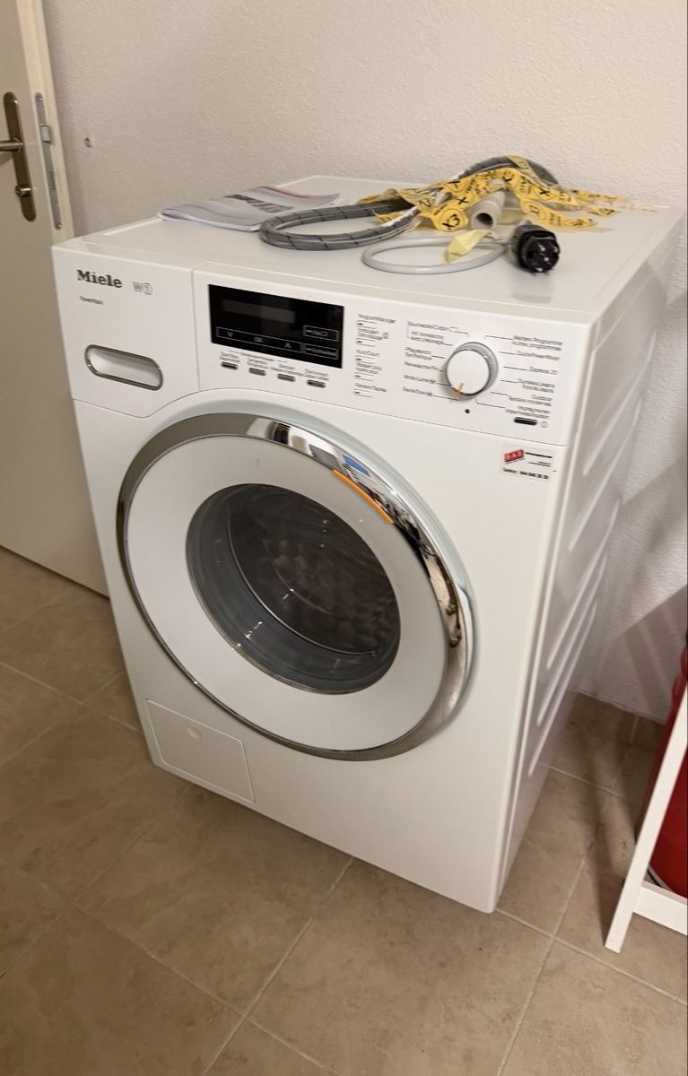 Miele Waschmaschinen: Miele Waschmaschine – Gebraucht aus Glattpark(Opfikon) von Sladi101