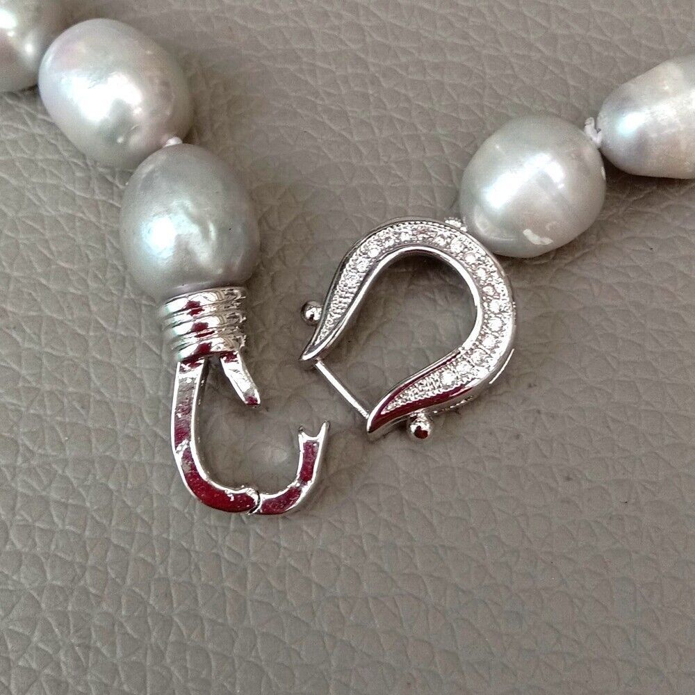Catenine: Grau Lua Perlen Kette Echt 1cm Collier Perle Vrai Halskette – Nuovo (secondo la descrizione) da Prilly venduto da ilyria73 1