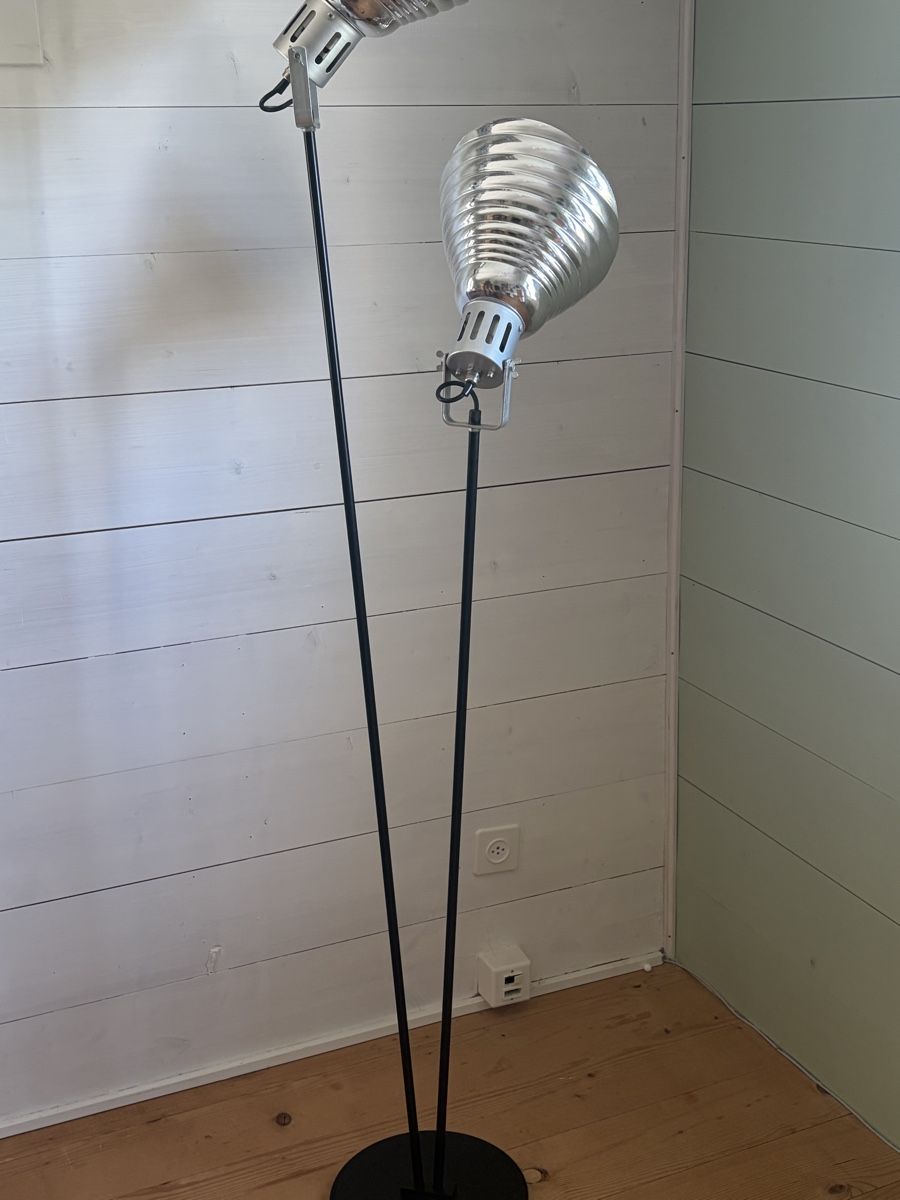 Lampade: Stehlampe im Theaterstil, Eigenbau, dimmbar – Usato da St. Gallen venduto da macauktion