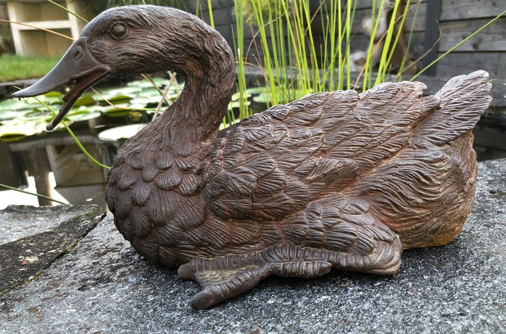 Antike Ente Vogel Federvieh aus Bronze für Garten / Teich Kaufen auf