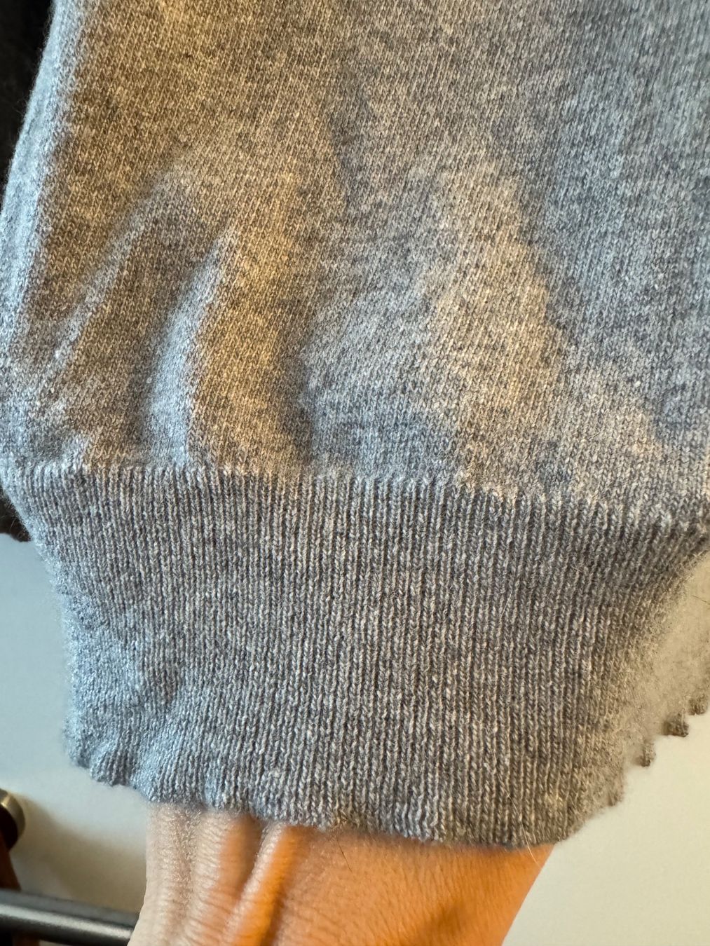 Maglioni & Felpe: Kashmir Pullover – Usato da Obfelden venduto da cesarina10 1