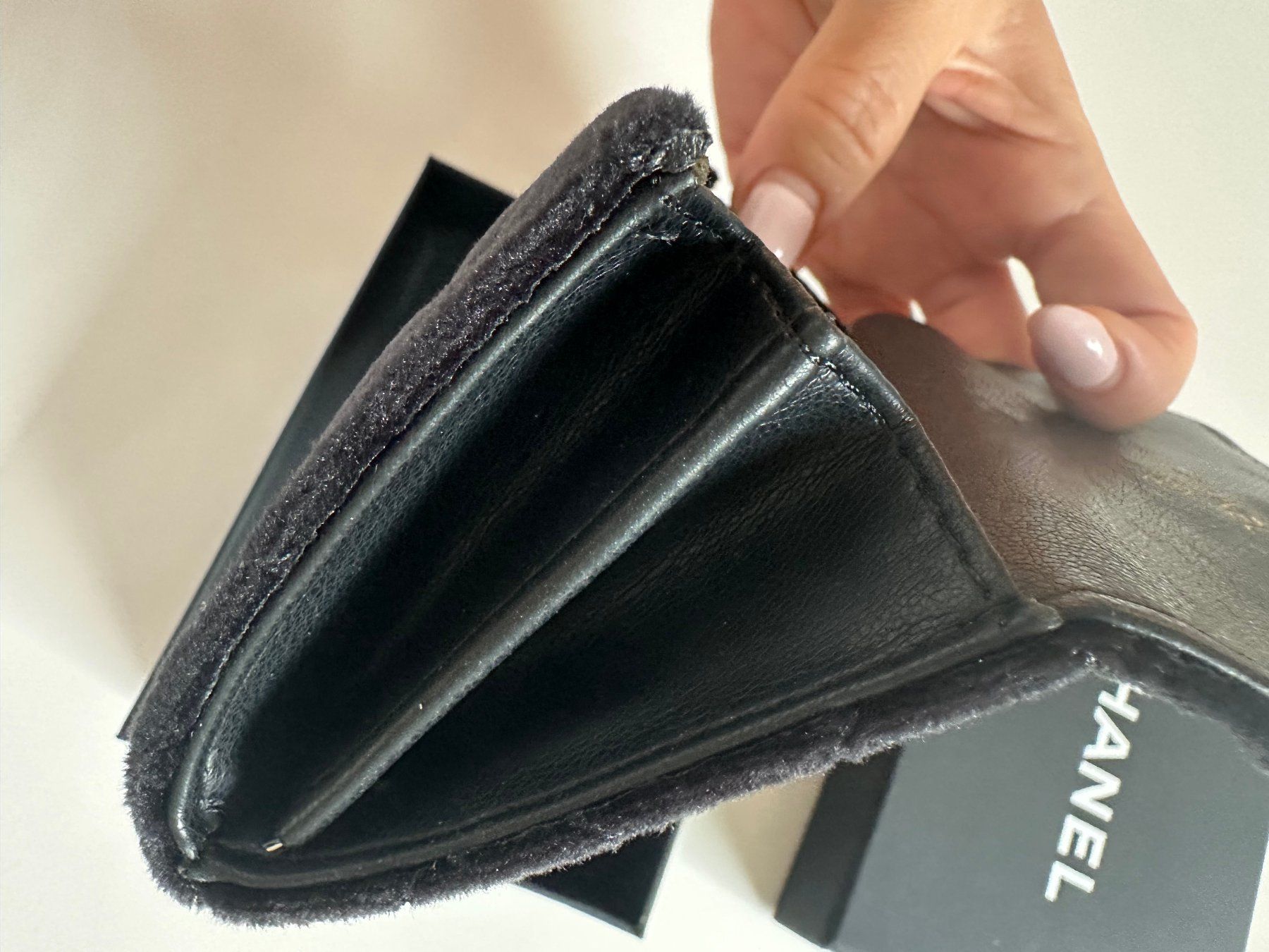 Chanel Portafogli: CHANEL  Kartenetui Wallet – Nuovo e nell'imballaggio originale da Steinmaur venduto da regenbogen052 4