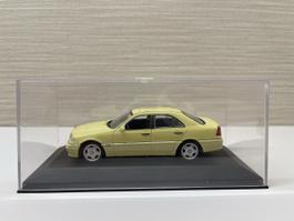 Mercedes C-Klasse W202 Modellauto Minichamps 1:43 Gelb