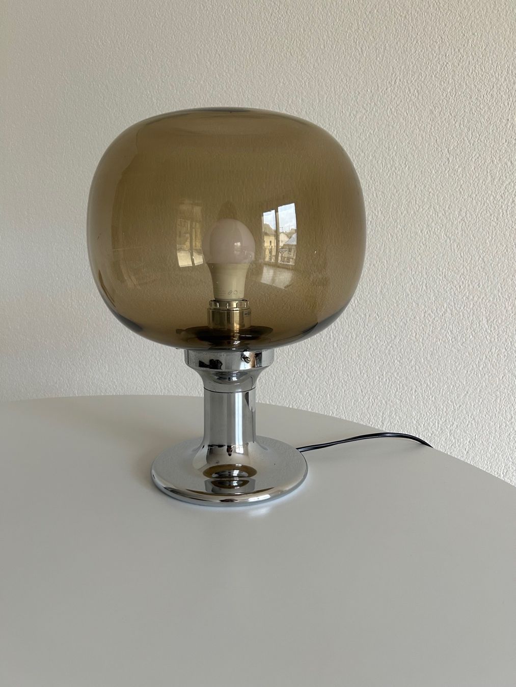 Lampade: Tischleuchte Glaskugel 60/70er Jahre – Usato da Zürich venduto da hel_syv5