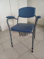 Chaise percée, hauteur réglable, assise amovible