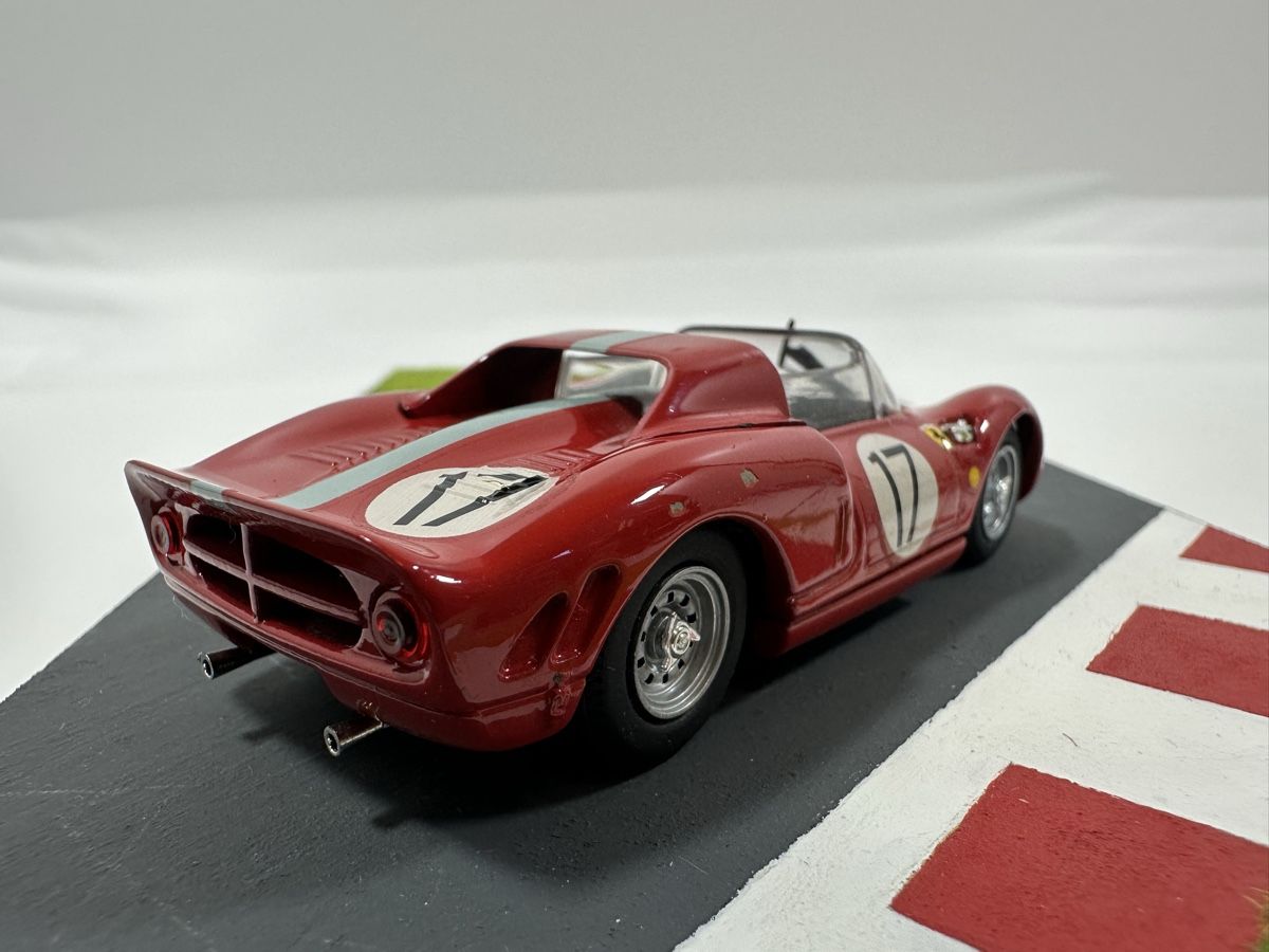 Ferrari Modellini d'auto: Ferrari 365 P2 1:43 Racing, MODEL BOX – Usato da Zofingen venduto da rf9_x2xt 4