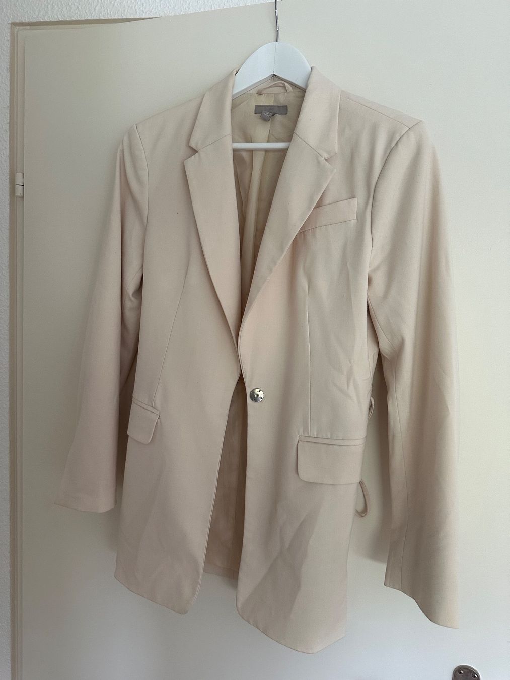 H&M Giacche: Frühlingsblazer Nude XS/34 H&M – Usato da Zug venduto da MC2CC