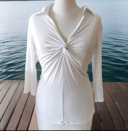MARC CAIN herziges Shirt Bluse grafftes Dekolleté Gr.36
