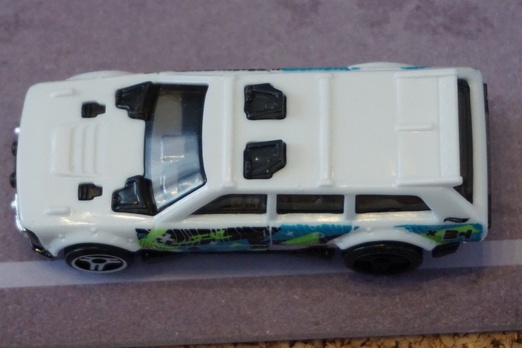 Hot Wheels Voitures modèles: HotWheels Track Dwagon COOL !!!!!!!!!!!!!!!!!!!!! – D'occasion à Reiden par Doppeldecker69 4