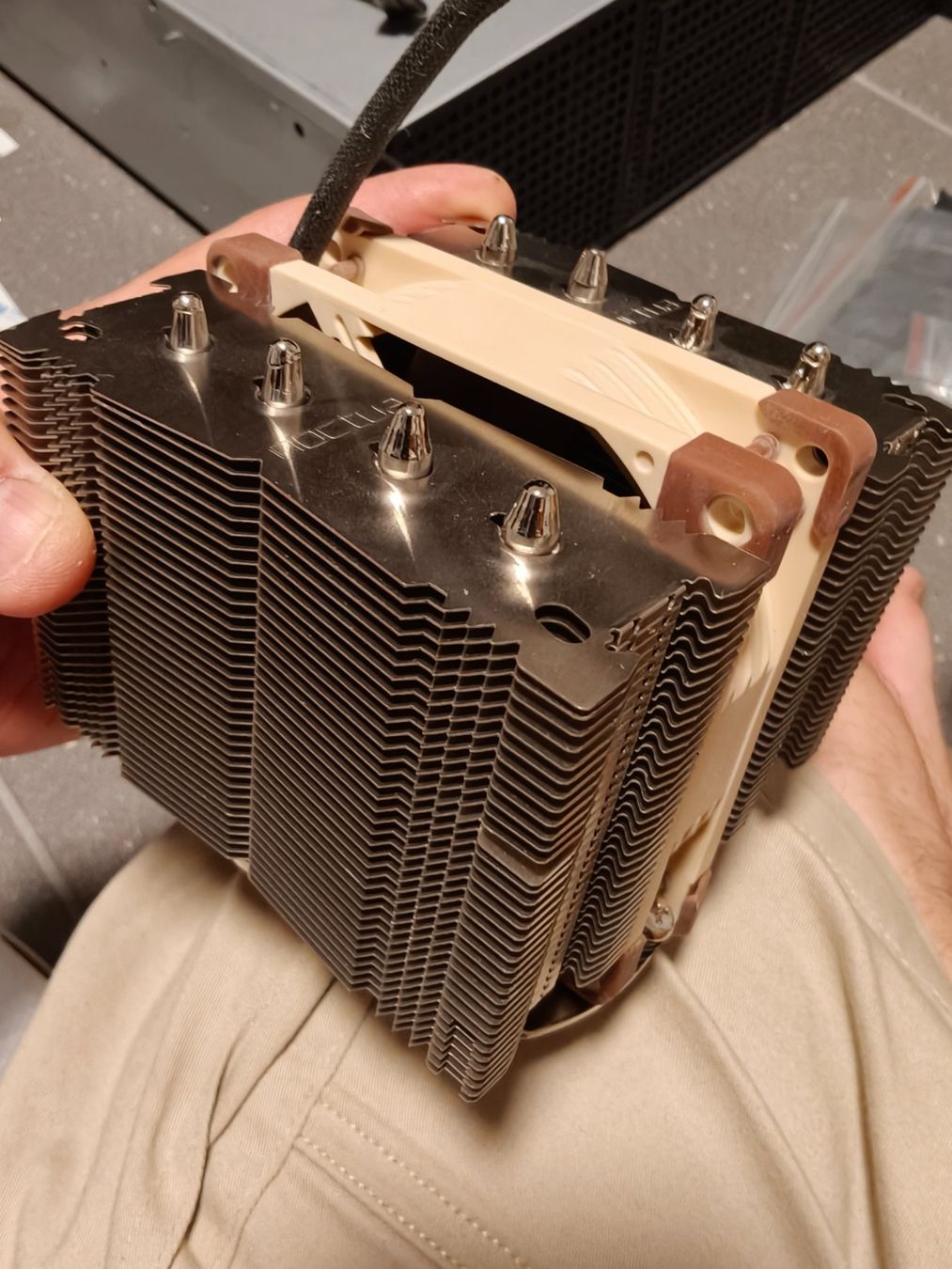 Noctua Ventilatori: Noctua NH-D9L Tower Kühler – Usato da Erstfeld venduto da URIT 3