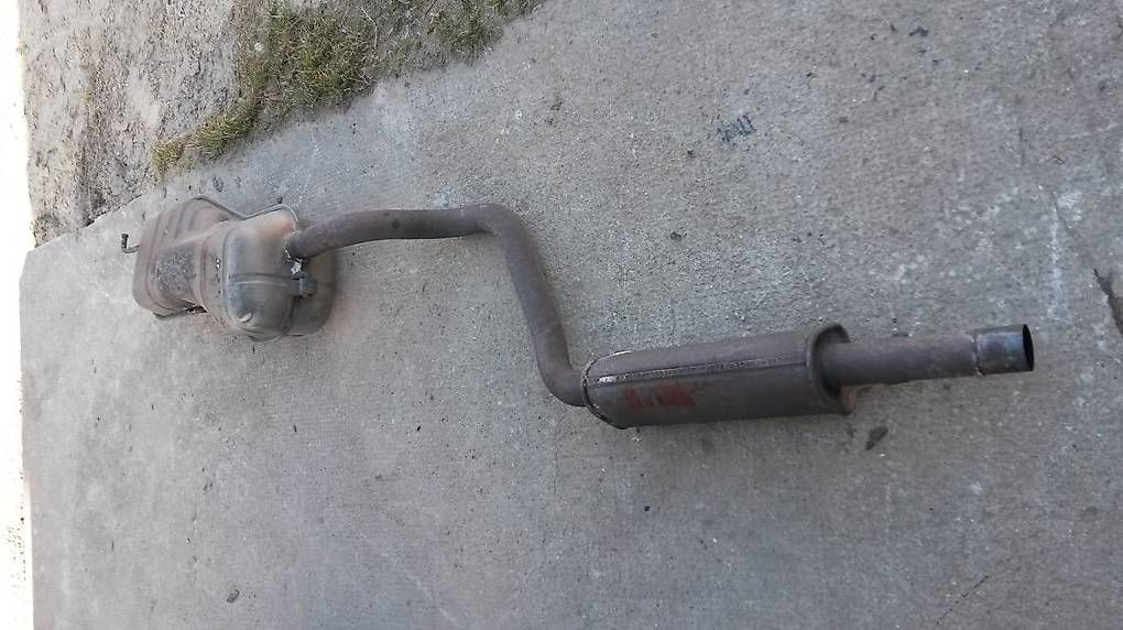 Sistemi di scarico: Echappement complet pour vw golf 4 V5 – Usato da avry devant pont venduto da nick18100