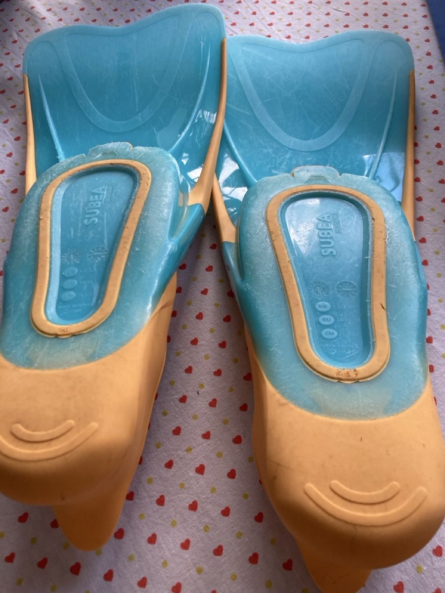 Flossen, Masken & Schnorchel: Flossen Kinder Grösse 34/35 – Gebraucht aus Selzach von SB09 1