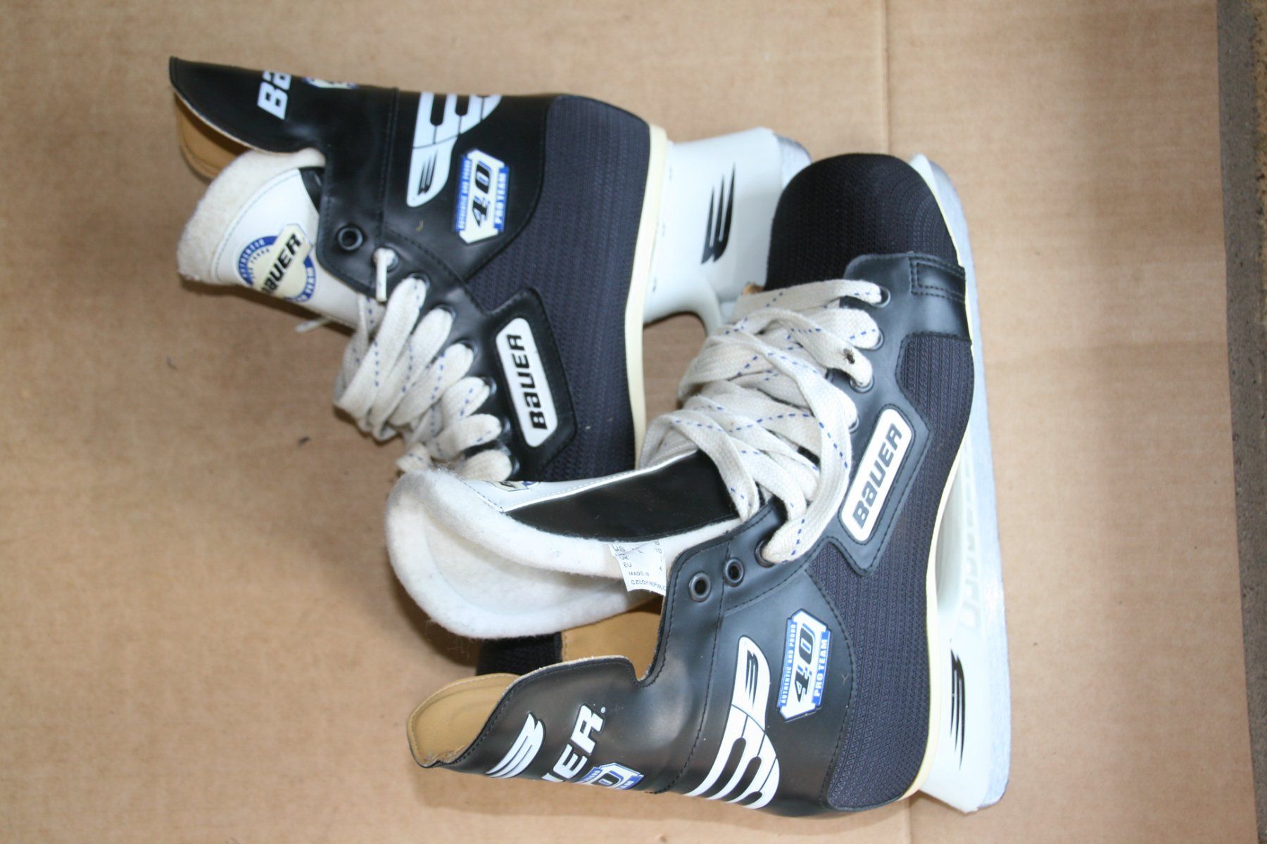 Bauer Schlittschuhe: BAUER SCHLITTSCHUHE PATINS A GLACE 41 EU – Neu (gemäss Beschreibung) aus Develier von Syncope 8