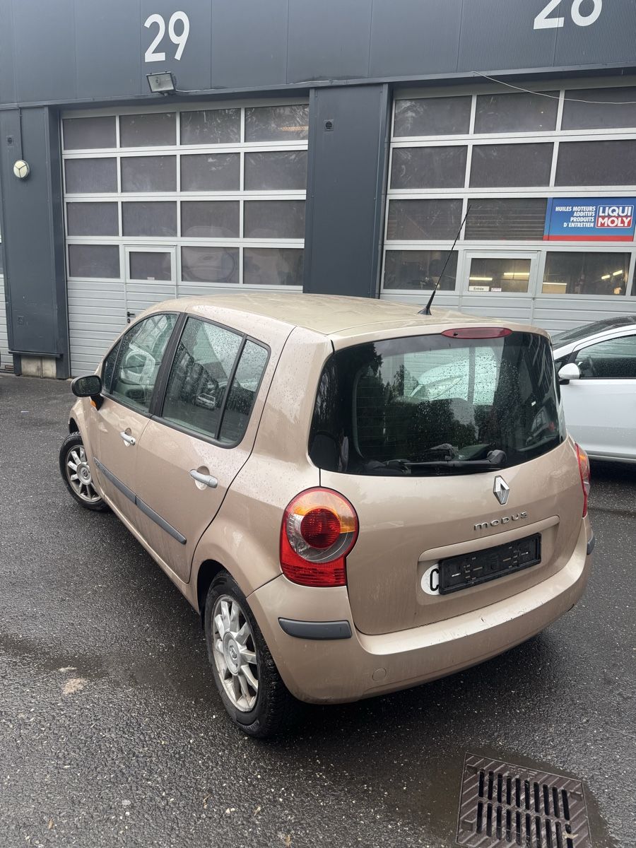 Renault Automobili: Renault Modus – Usato da Lonay venduto da PancheChakalov 3