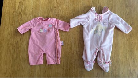 2 Strampler rosa | für Puppen | guter Zustand