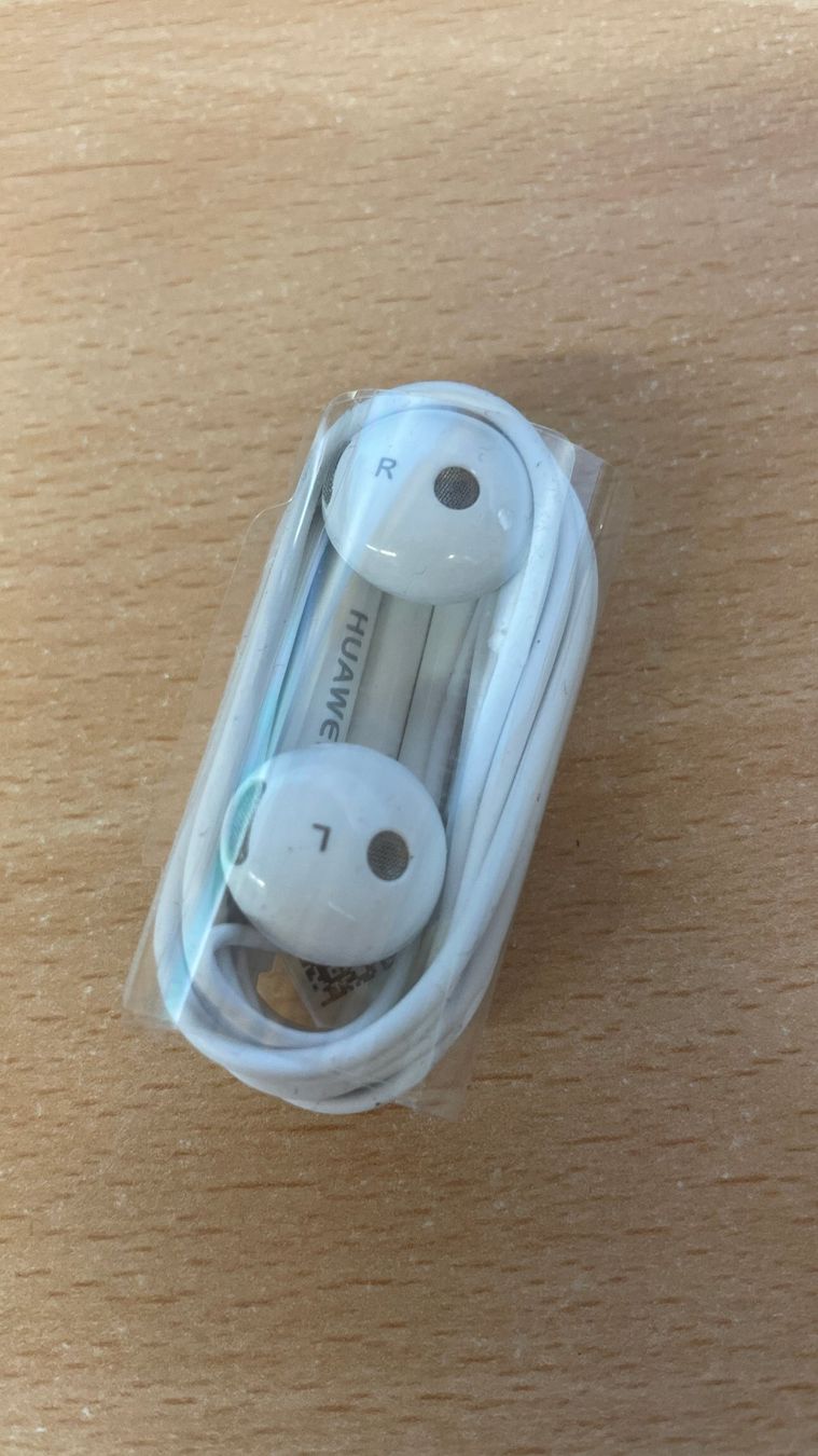 Huawei Kopfhörer: Originalverpackte Huawei Kopfhörer inkl. Mikrofon – Neu und originalverpackt aus Glattfelden von cybermaxx