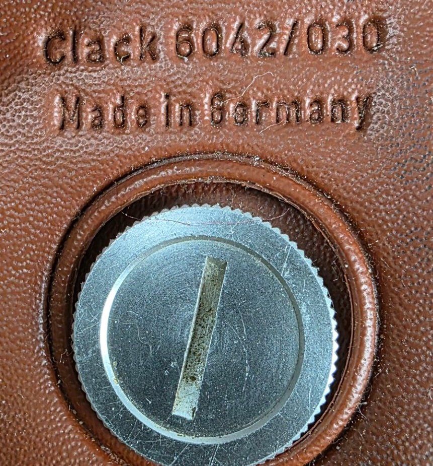 Agfa Fotocamera: Agfa Clack Rollfilmkamera mit Original-Ledertasche – Usato da Flums venduto da Flumsantik 4