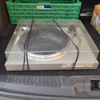 Tourne-disques NEC et Iberia et 3 magnétophones