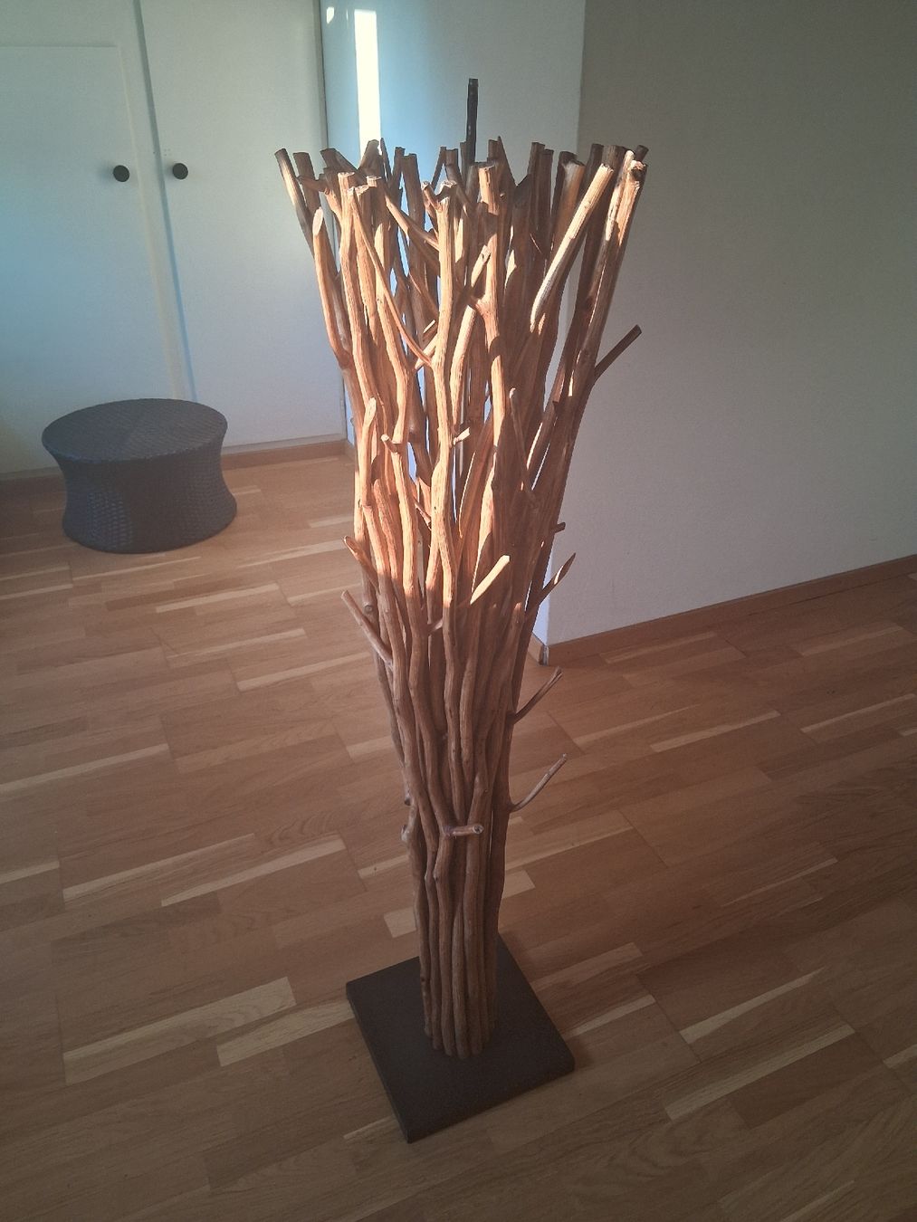 Alle Dekorationen: Dekorationsständer Äste Holz / Höhe: ca. 144 cm – Gebraucht aus St. Gallen von 1.2.meins 2