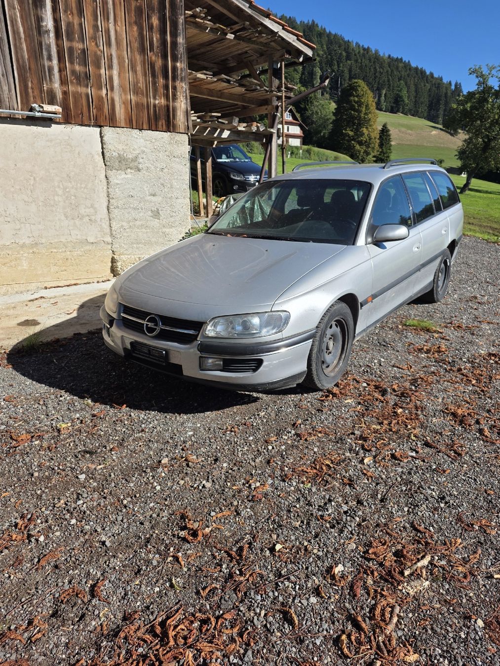Opel Autos: Opel Omega B 2.5i – Defekt aus Wattwil von joh_r7fl