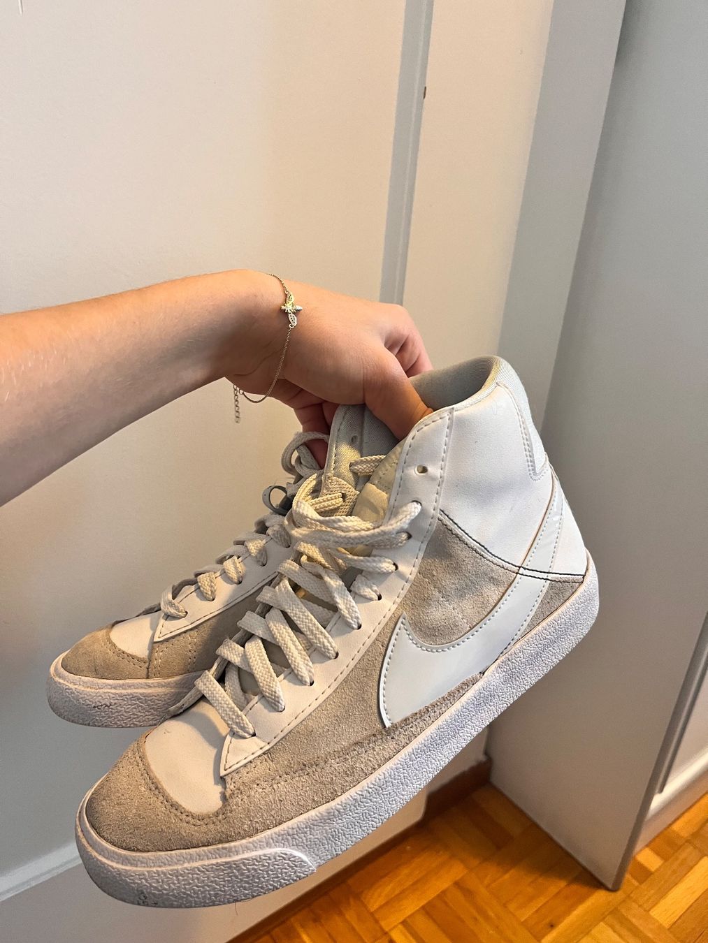 Nike Scarpe da uomo: Nike Blazer Mid '77 Vintage – Usato da L'Orient venduto da var_ly9m 1
