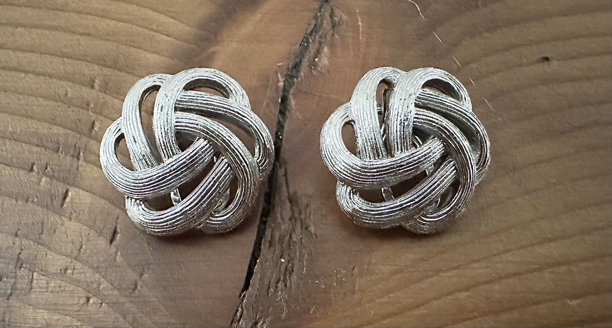 Ohrringe & -stecker: Vintage Ohrclips – Gebraucht aus Otelfingen von Jupi07