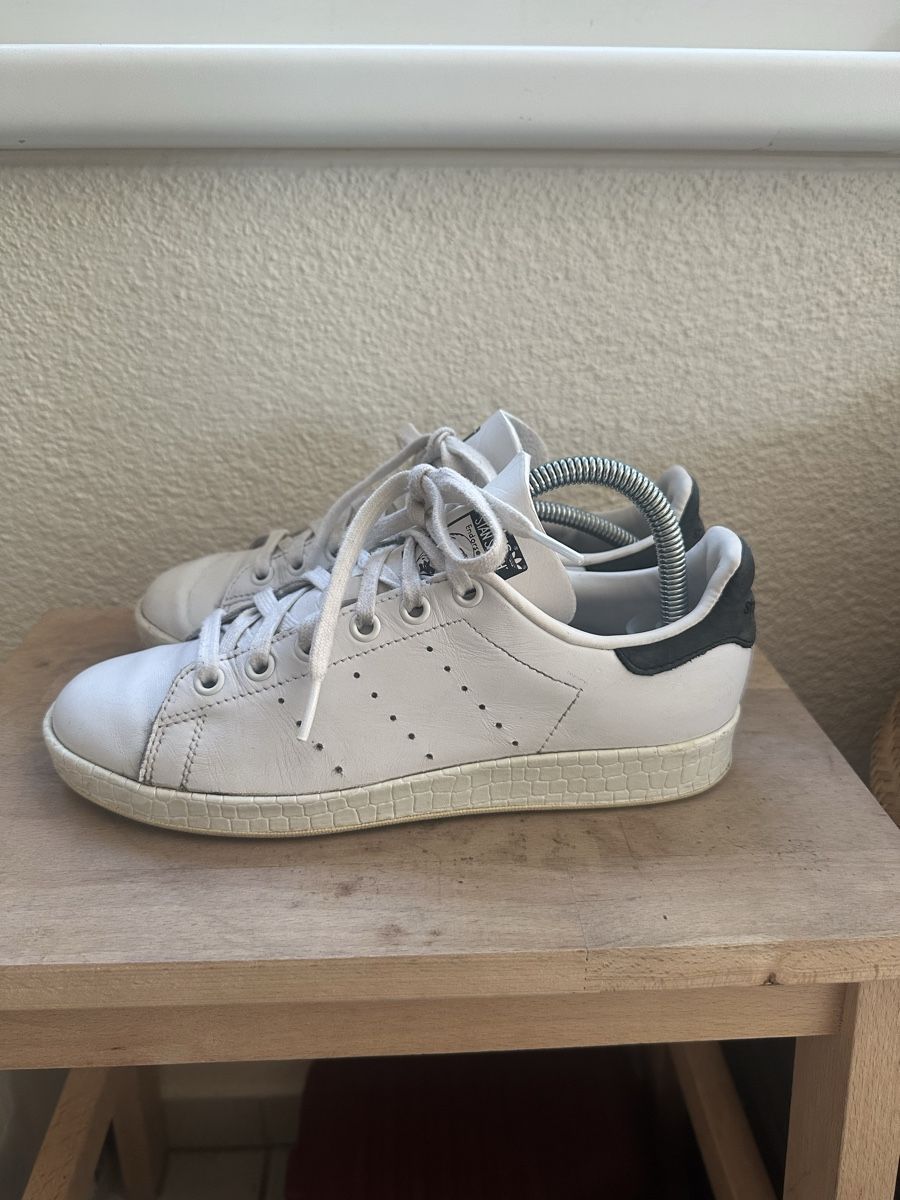 Adidas Damenschuhe: Adidas Stan Smith 37 1/3 – Gebraucht aus Männedorf von willywonka14 1