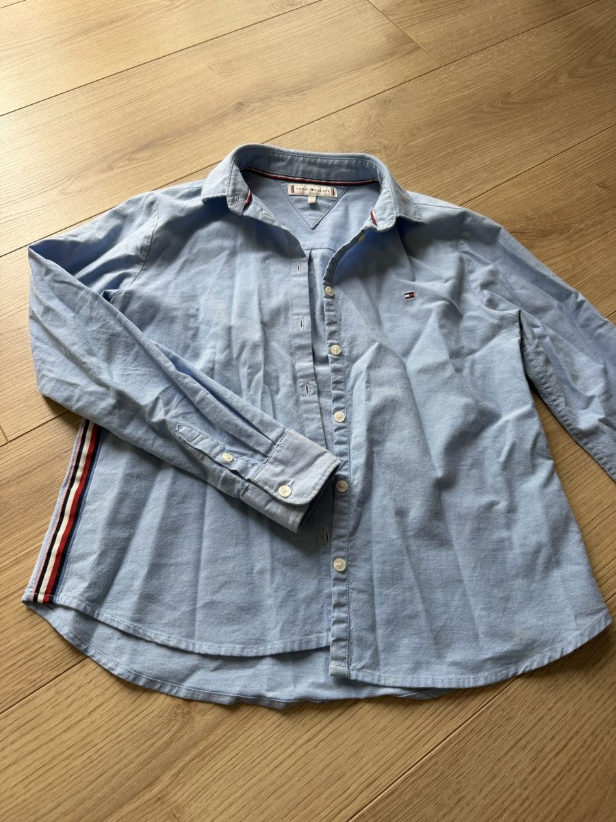 Tommy Hilfiger Camicie, T-shirt & Polo: Tommy Hilfiger Hemd gr.140 – Usato da Kriessern venduto da Kramar12 1