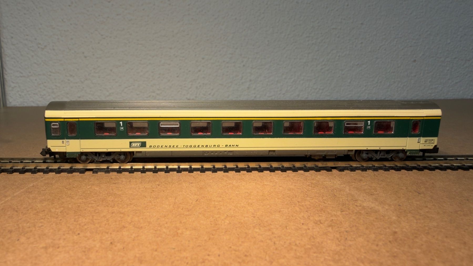 Roco Modellini di ferrovie: Roco Bodensee - Toggenburg - Bahn Spur N – Usato da Schlieren venduto da rat_lq6b 2