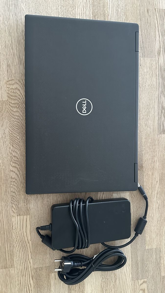 Dell Portables: DELL Precision 7740 Notebook guter Zustand – D'occasion à Niederweningen par Ro-so 1
