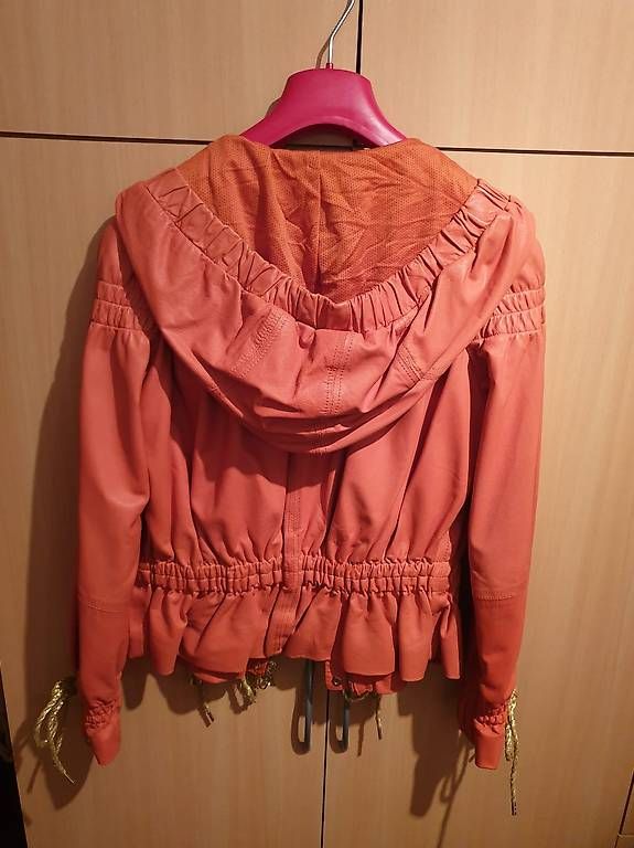Giacche: Schicke Lederjacke Grösse M – Usato da Bern venduto da legalist 2