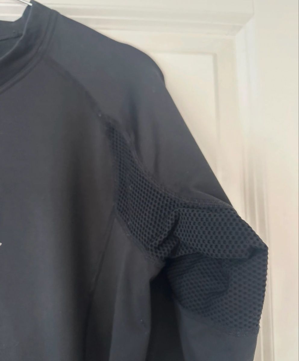 T-Shirts: Damen thermo langarmshirt schwarz  – Gebraucht aus Uster von Monika_OB 4