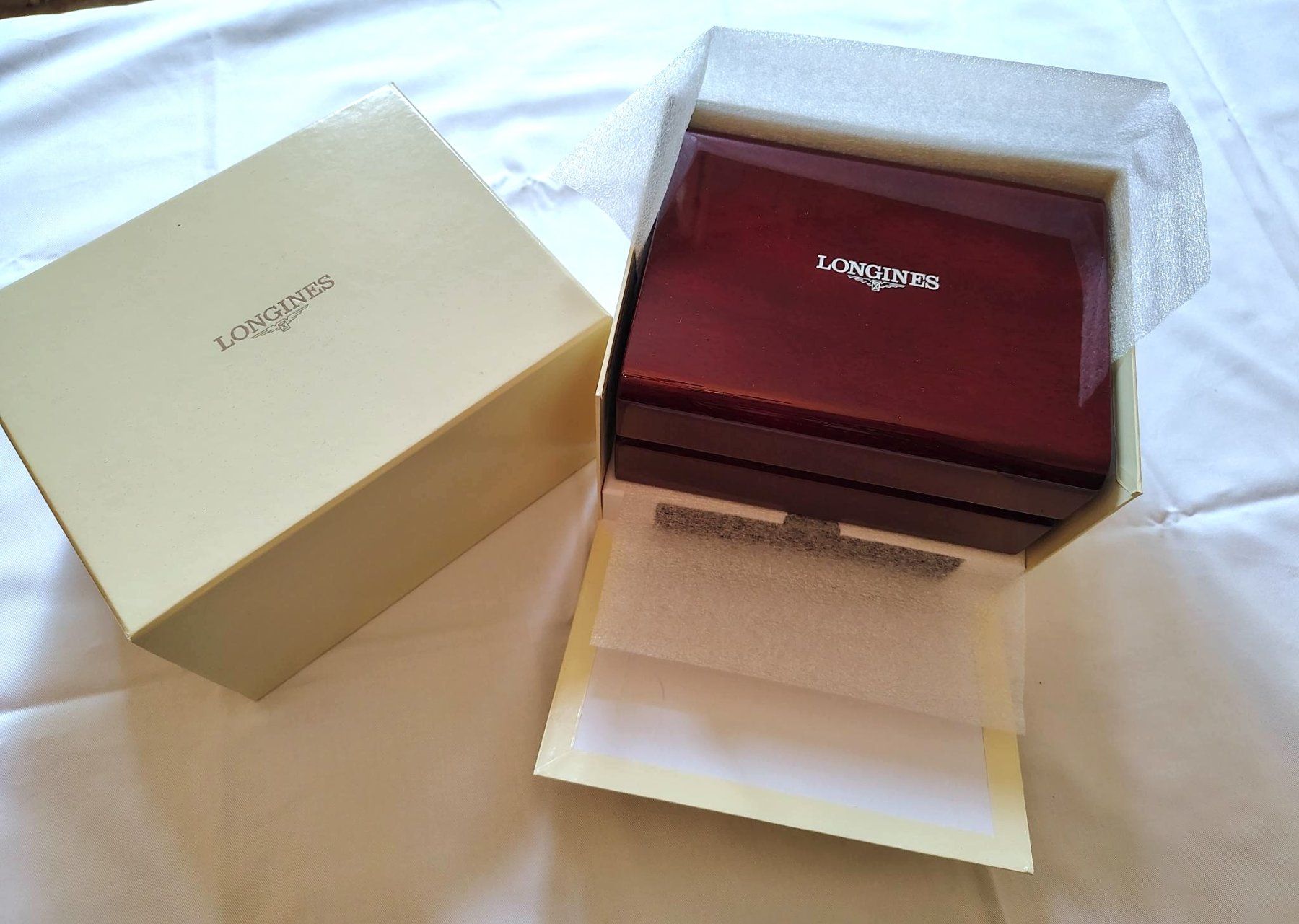 Longines Uhrenboxen: Longines, coffret bois – Neu und originalverpackt aus Péry von Sodubavallon