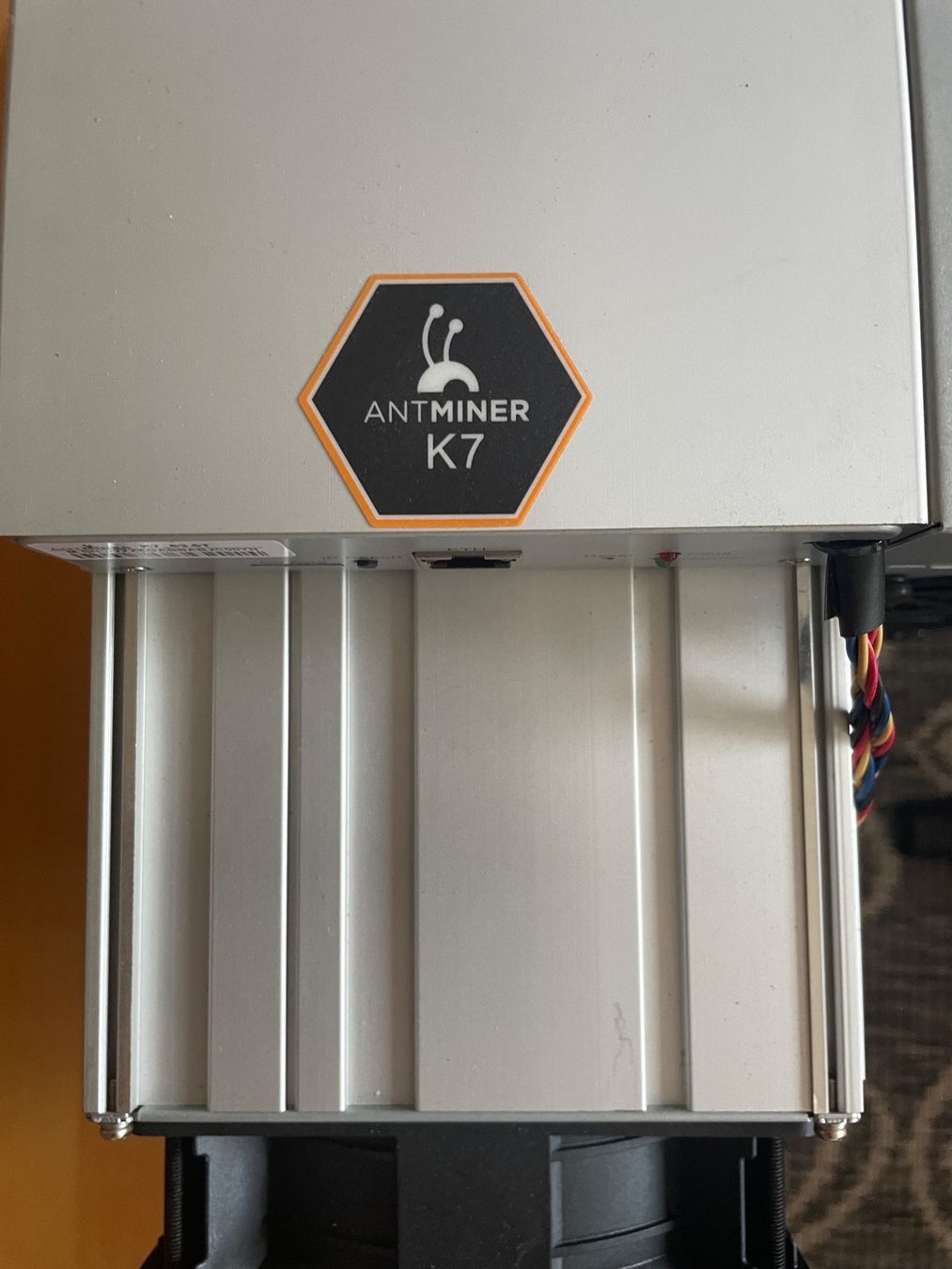 Schede grafiche: Bitmain Antminer K7 63.5 TH/s – Usato da Villigen venduto da Swiss-Watches 4