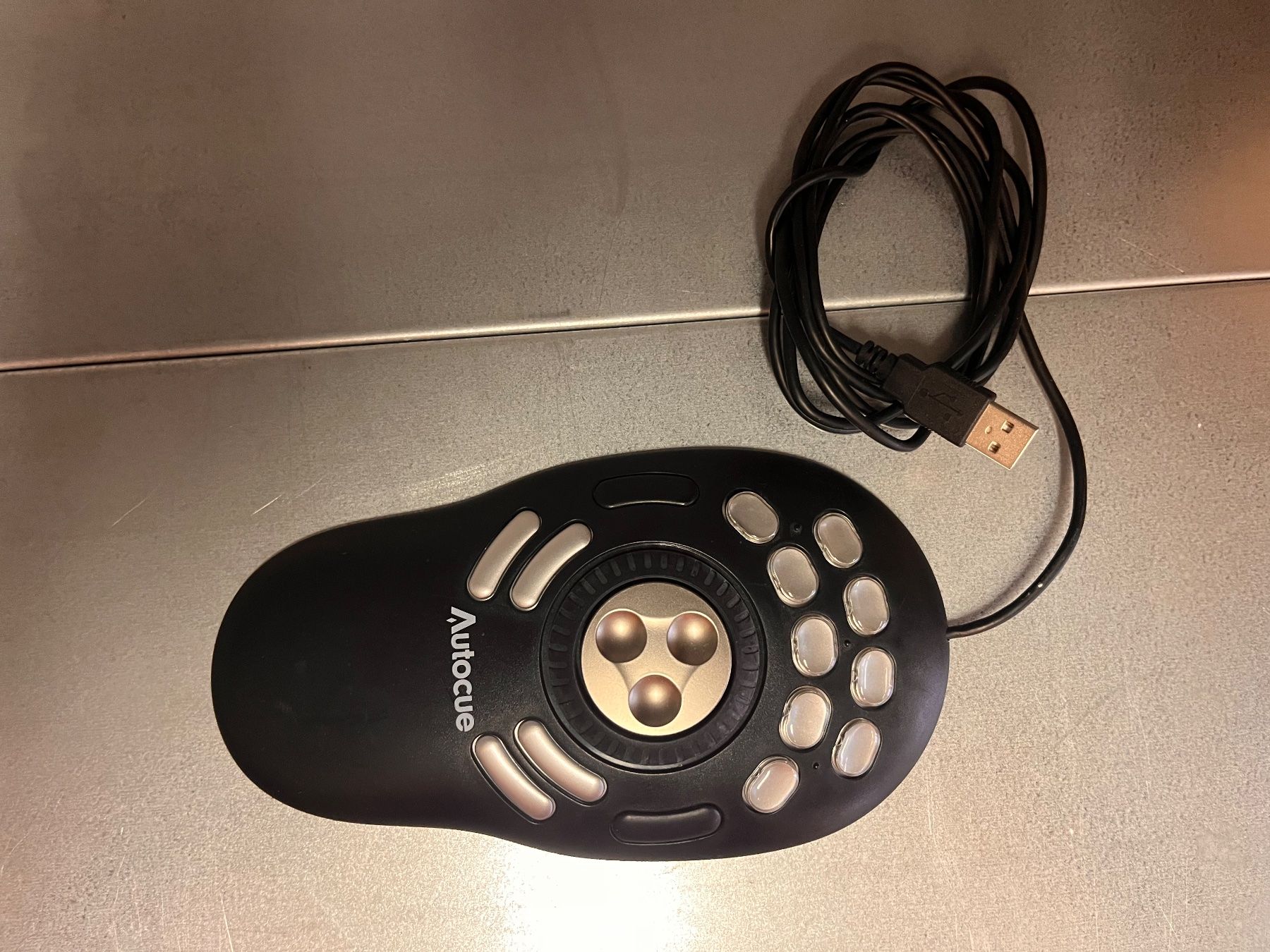 Steuerung: Contour Design Multimedia Controller PRO V2 USB-Controller – Gebraucht aus Fehraltorf von m--w 1