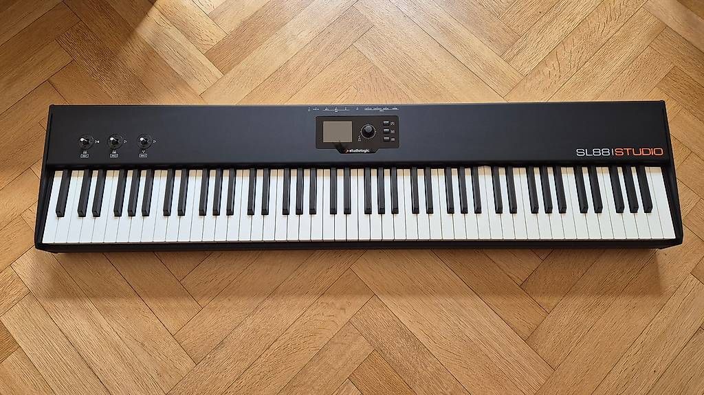 Instruments de musique: Keyboard Studiologic SL88 Studio – D'occasion à Basel par martinson2000
