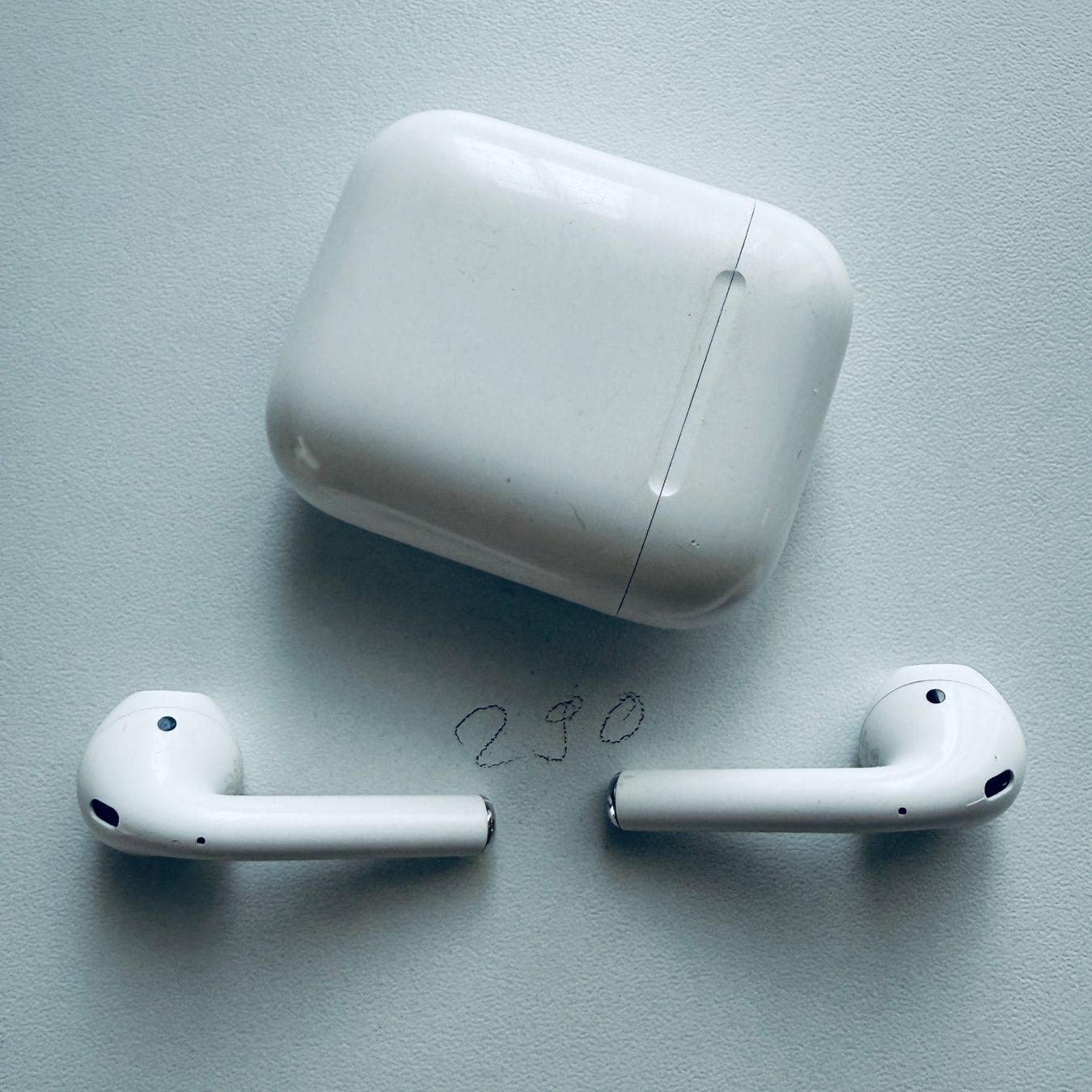 Apple Cuffie: Original Apple AirPods 2 Gen. Wireless Kopfhörer & Case – Usato da Basel venduto da MY.AIRPODS.SHOP 8