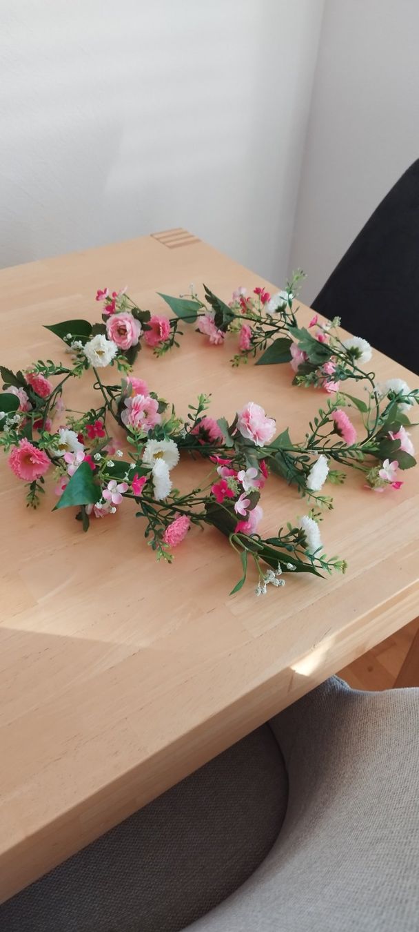 Tutte le decorazioni: Blumengirlande – Usato da Thalwil venduto da RosamundeM