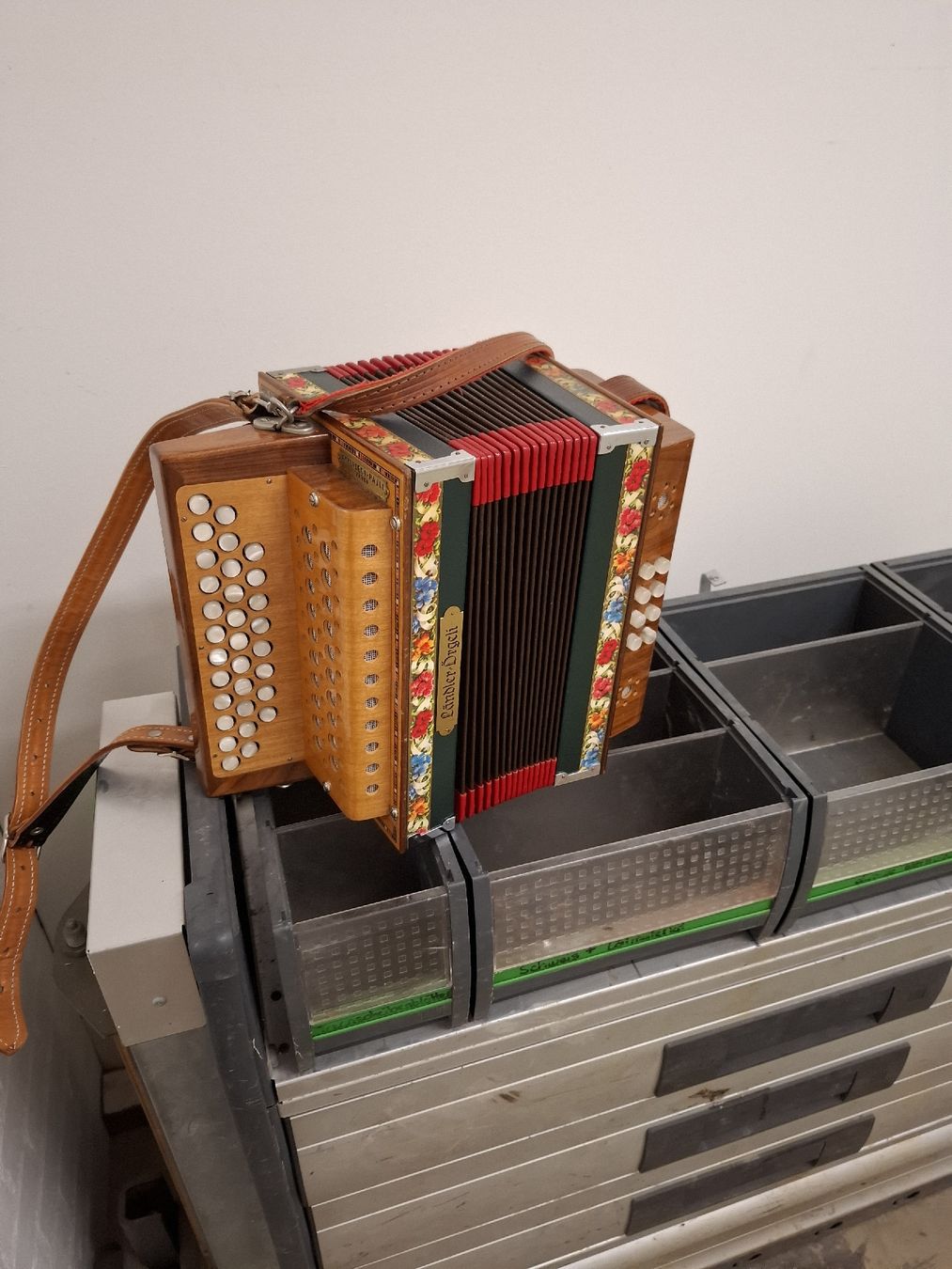 Strumenti musicali: pauli orgeli – Usato da Villeneuve venduto da BibiVintage 5