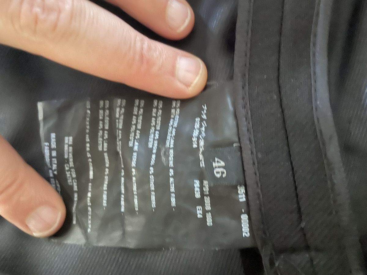Prada Cappotti: Prada Wunderschönes Mantel! – Usato da Fruthwilen venduto da Mariya13 6