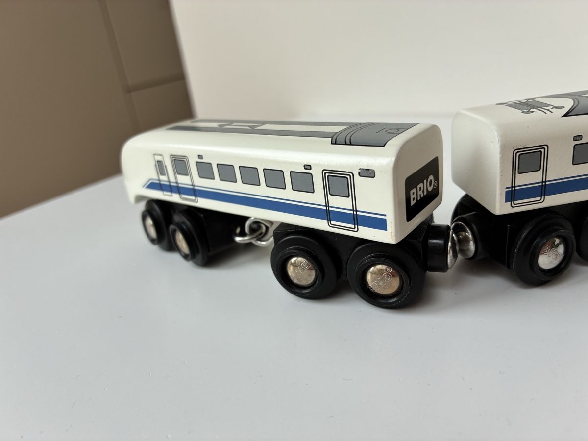 Brio Giocattoli: BRIO 33417 Shinkansen Passenger Train – Usato da Lucens venduto da metaD 1