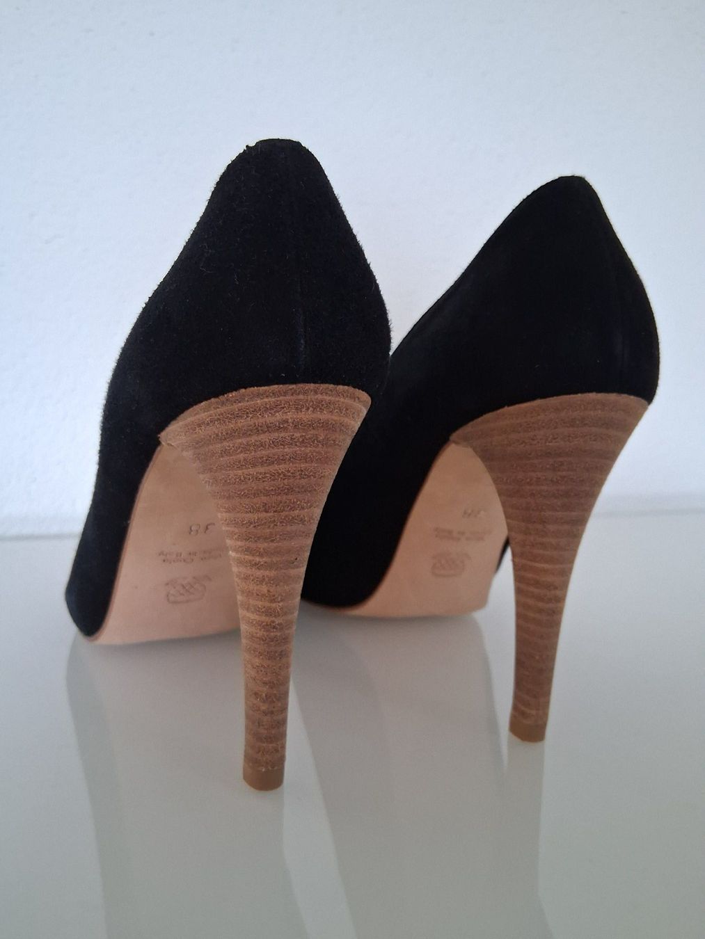Navyboot Damenschuhe: Navyboot Leder Peeptoe Pumps 38 – Gebraucht aus Lengnau AG von Nathi88 2