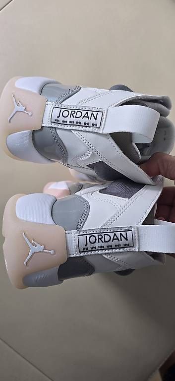 Herrenschuhe: Nike  – Neu und originalverpackt aus Zürich von joo_hrd5