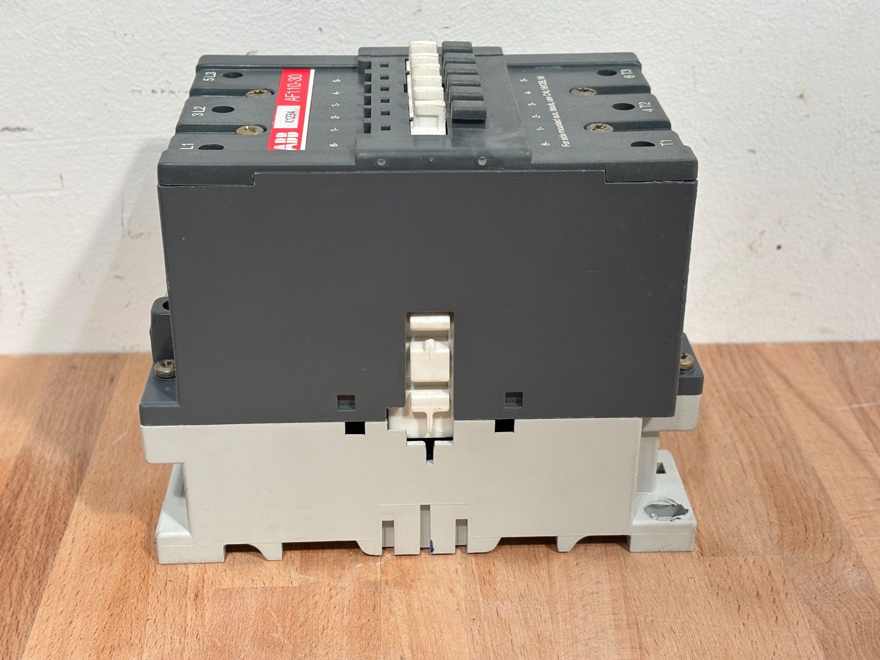 ABB Schalter: 1x ABB AF110-30 Schütz / Contactor – Gebraucht aus Winterthur von ReUse_Baumarkt 4