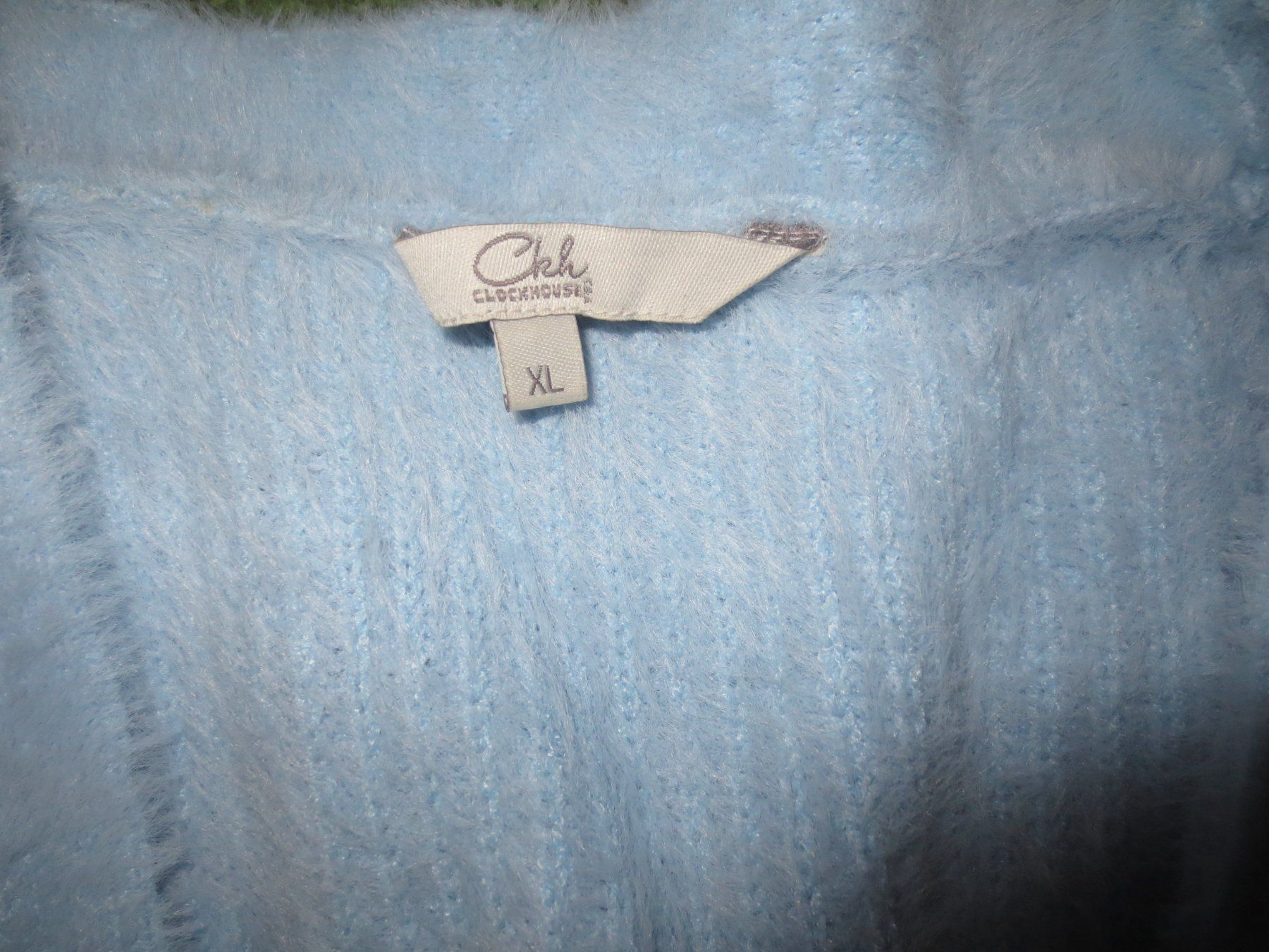 Giacche: Hellblaue Kuscheljacke durchgeknöpft... XL = 42 – Usato da Männedorf venduto da Livingston 2