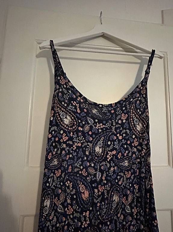 Jumpsuits: Esprit Jumpsuit Grösse M – Gebraucht aus Bern von Nina_F 1