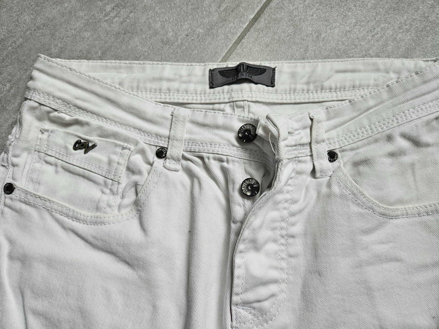 Jeans: Weisse Jeans Shorts Grösse M – Usato da Unterkulm venduto da Sani78 1