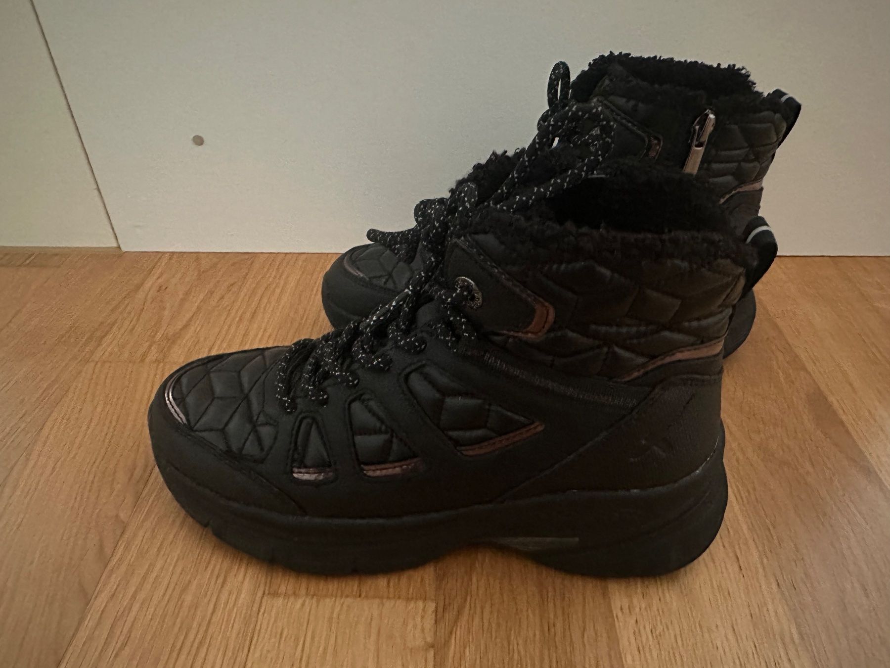 Tamaris Scarpe da donna: Tamaris Winterboots Grösse 36 – Nuovo (secondo la descrizione) da Beinwil am See venduto da joy_24 2